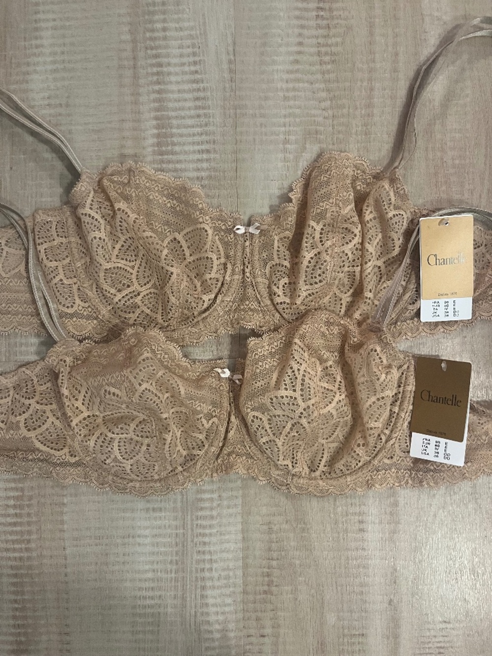 Chantelle 1745 Merci Demi Bra 36DD NWT DISCONTINUED STYLE Lot of 2 Value: $156